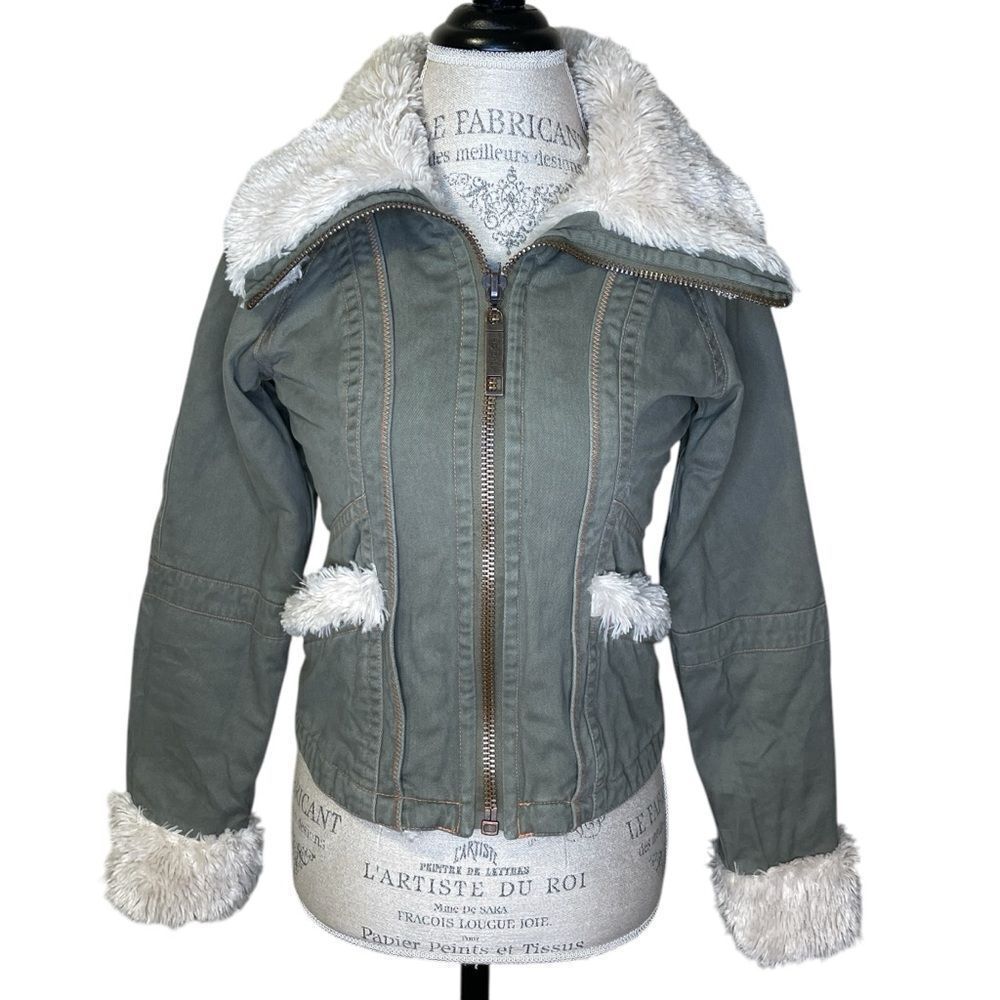 Big Chill Zip Up Women's Green Jacket  Faux Fur Trim On Collar and Cuffs Small